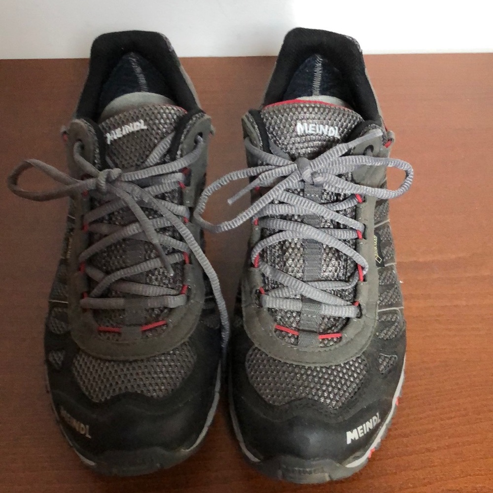 Meindl Pflege:II Kat:A UK Size 8 Men’s low hiking walking shoe